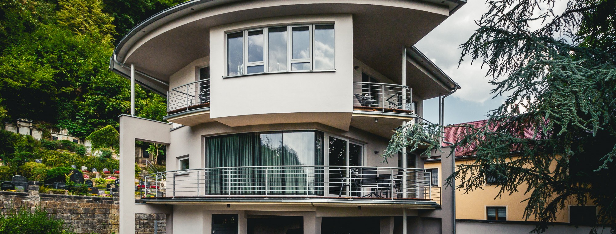 Neubau mit Hochwasserschutz